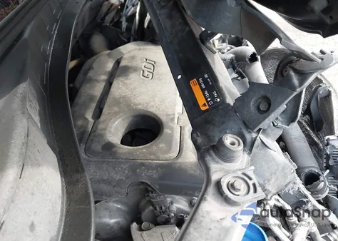 2017 Hyundai Santa Fe Sport 2.4L из США, поврежденный, VIN 5XYZU3LBXHG425838